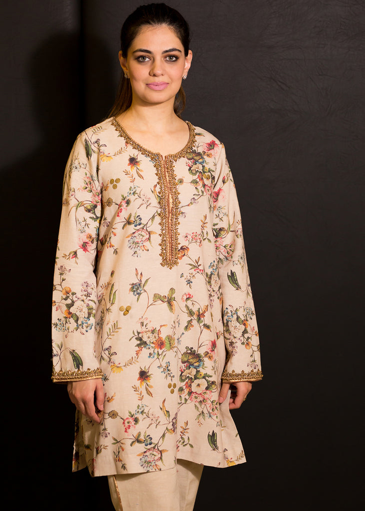 Floral Outfit – Maheen Ghani Trends
